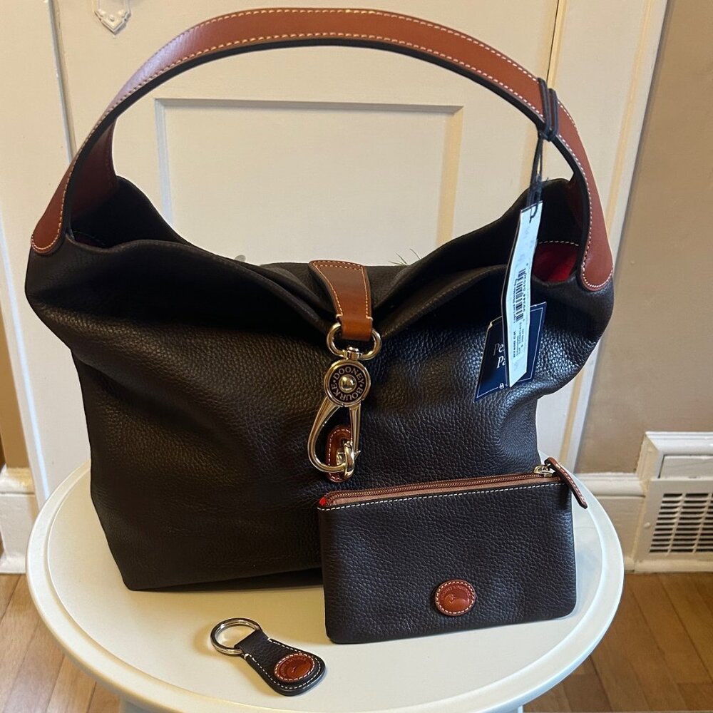 Dooney & Bourke brown leather Logo Lock Shoulder Bag w/ POUCH & Key Chain NWT